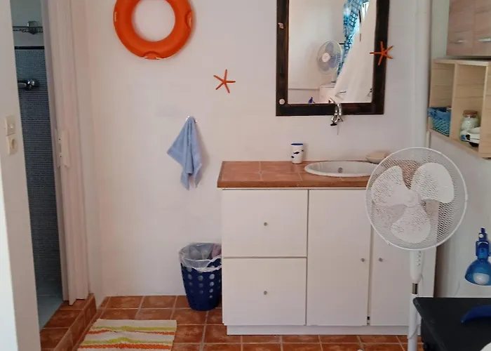 Holiday home Cosy In Allopronoia Sikinos *